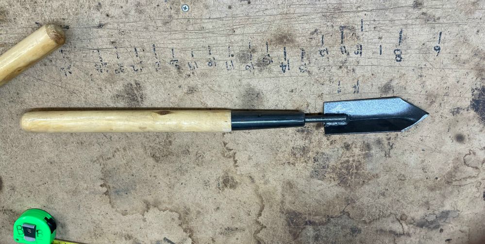 Trapping Trowel | Wide or Narrow Blade | 22" Long