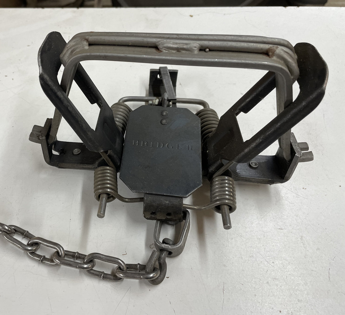 Bridger #3 Coil Spring Regular Jaw Modified Trap, Laminated