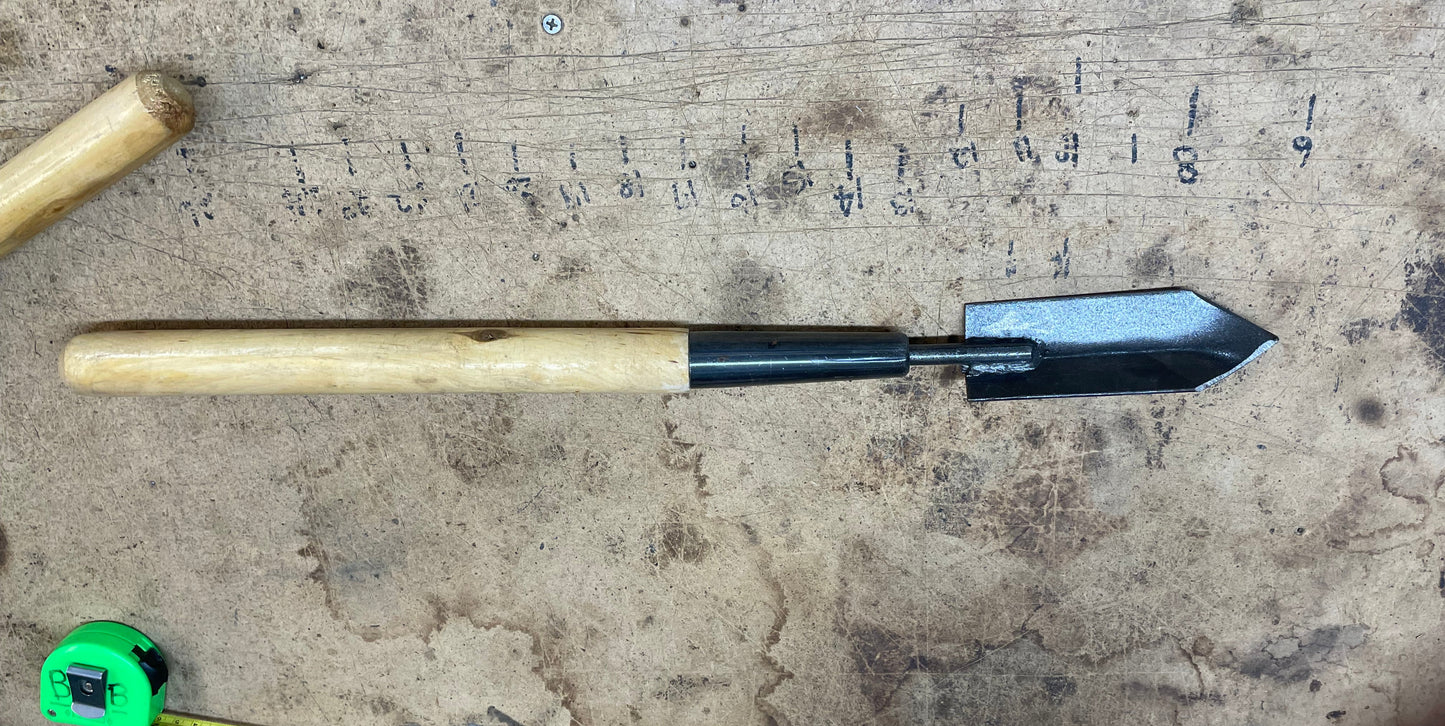 Trapping Trowel Narrow Blade  B-Grade TROWNAR