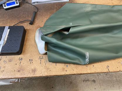 Red Neck Shoulder Gauntlet gauntSHO