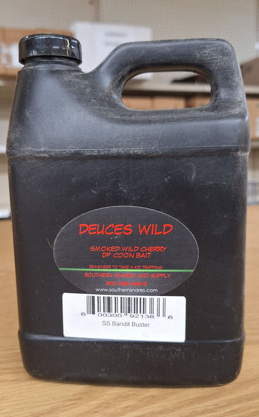 1 - 32 oz. DUECES WILD Coon Bait - Southern Snares